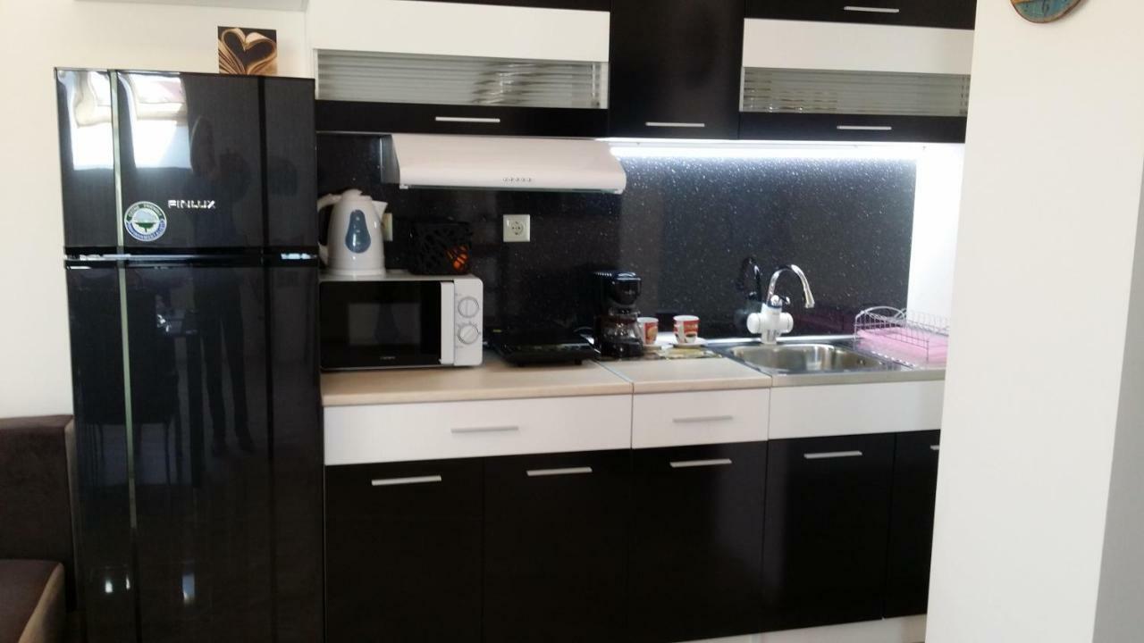 Студио Изгрев Burgas City Exterior foto