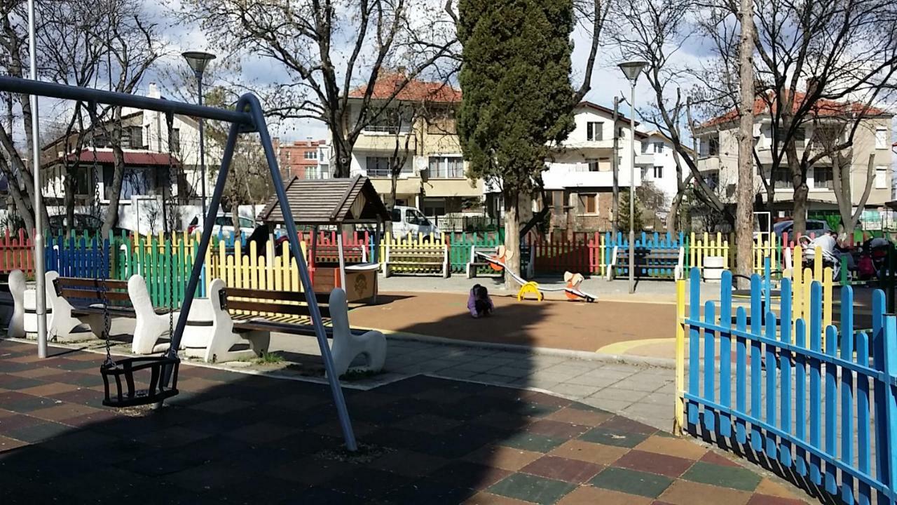Студио Изгрев Burgas City Exterior foto
